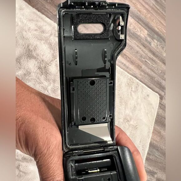 Olympus Black 3500 DLX Camera - Picture 9 of 10